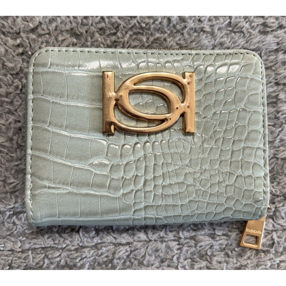 Bebe Light Green Animal Print Wallet Artsy Retro Vintage